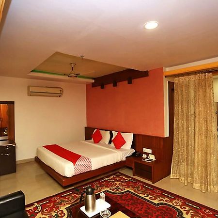 Oyo 38191 Dayal Residency Hotel Jajpur Екстериор снимка